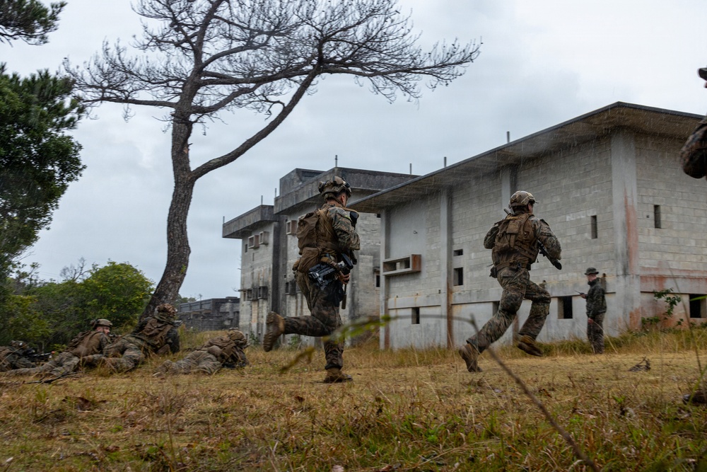 31st MEU | India Co conducts a simulated raid with the JGSDF