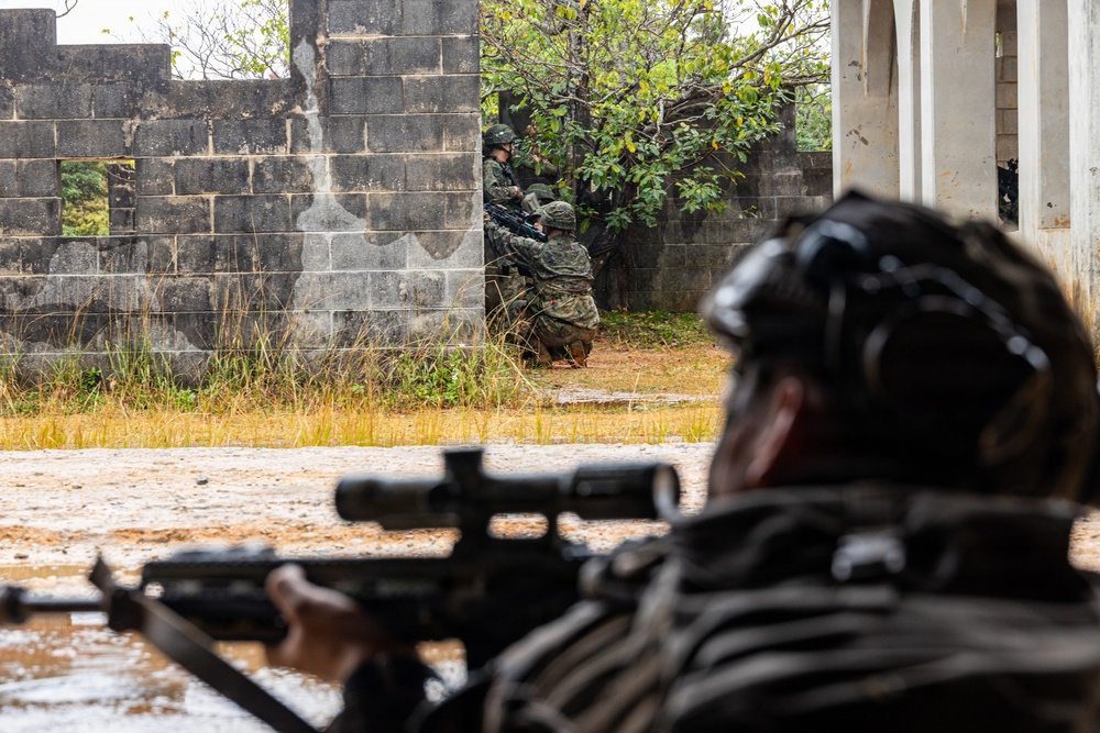 31st MEU | India Co conducts a simulated raid with the JGSDF
