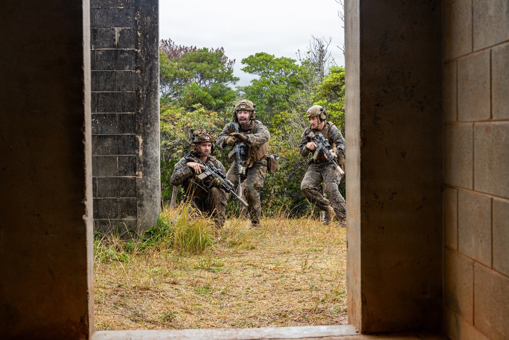 31st MEU | India Co conducts a simulated raid with the JGSDF