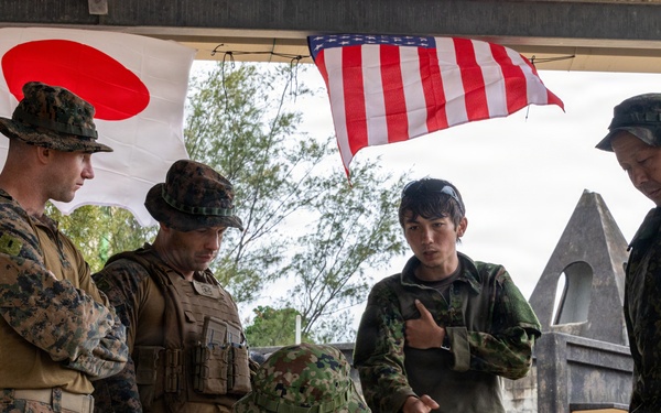 31st MEU | India Co conducts a simulated raid with the JGSDF