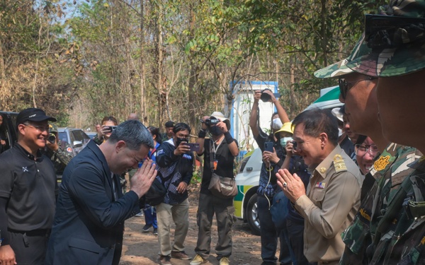 U.S. Ambassador to Thailand and DPAA Leadership visits Recovery Team