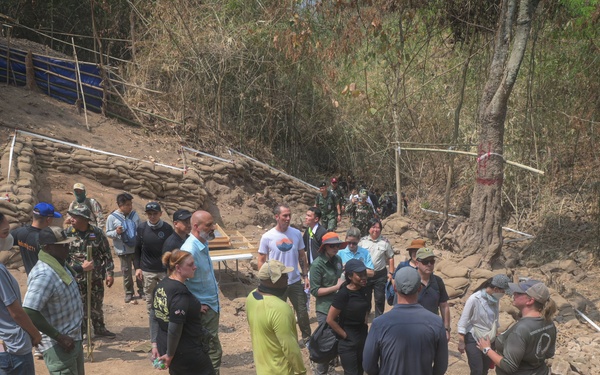 U.S. Ambassador to Thailand and DPAA Leadership visits Recovery Team