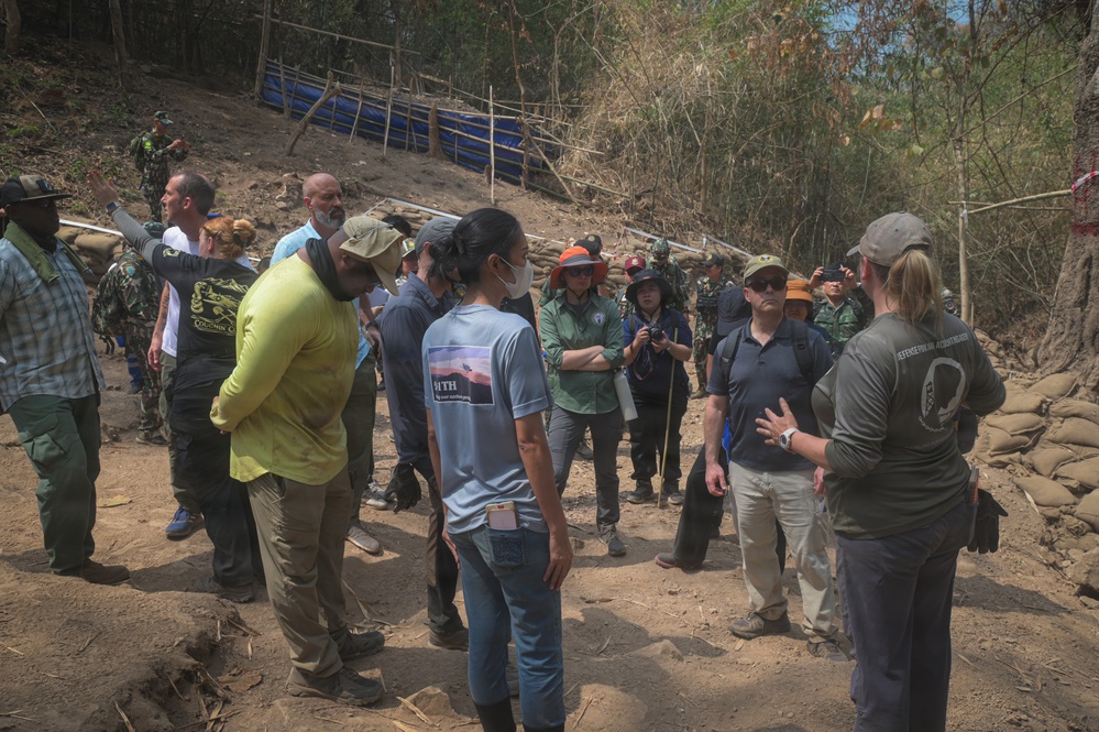 U.S. Ambassador to Thailand and DPAA Leadership visits Recovery Team
