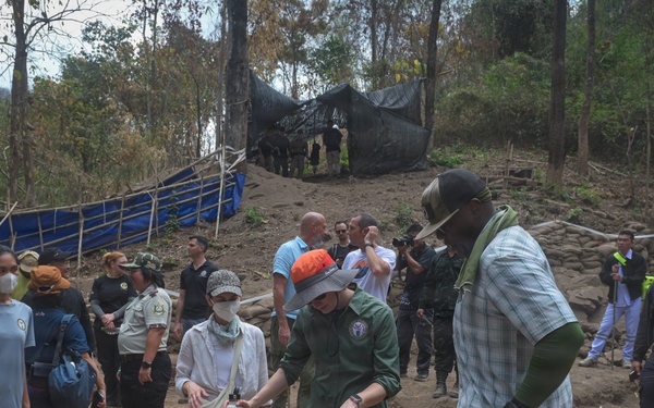 U.S. Ambassador to Thailand and DPAA Leadership visits Recovery Team