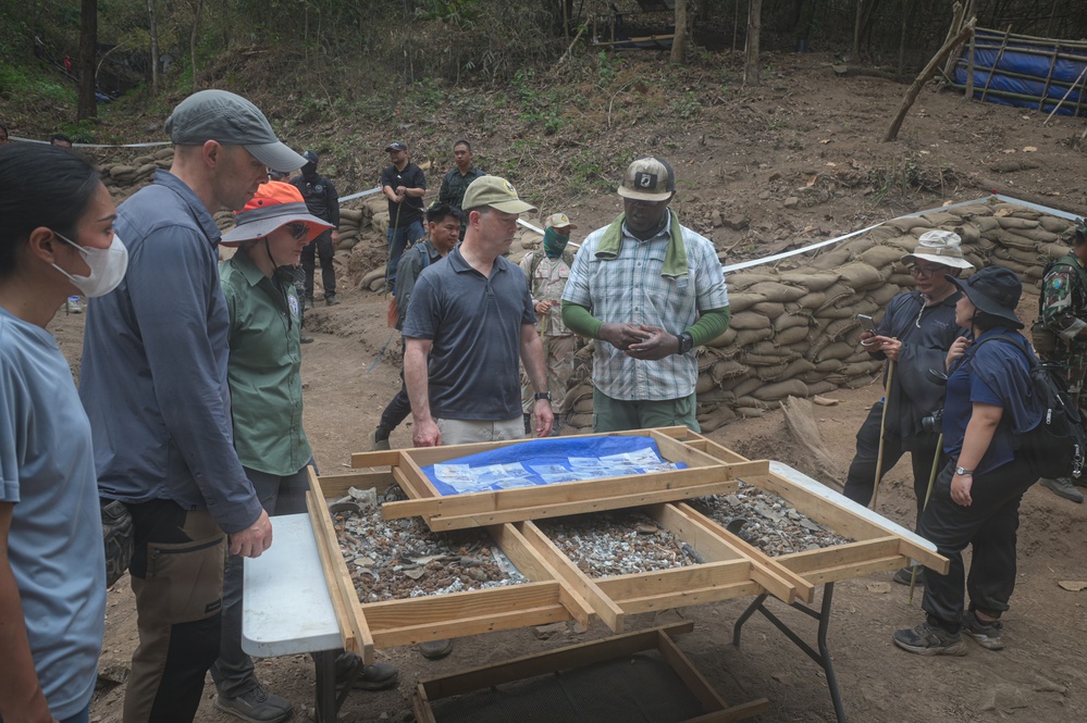 U.S. Ambassador to Thailand and DPAA Leadership visits Recovery Team