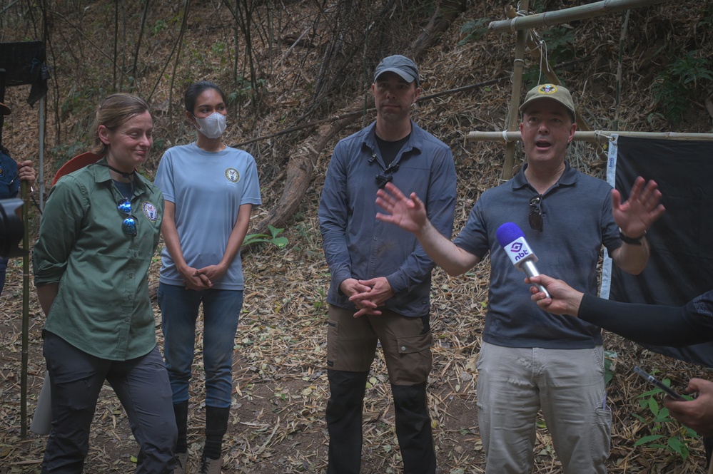 U.S. Ambassador to Thailand and DPAA Leadership visits Recovery Team