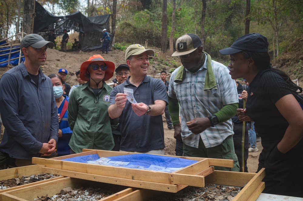 U.S. Ambassador to Thailand and DPAA Leadership visits Recovery Team