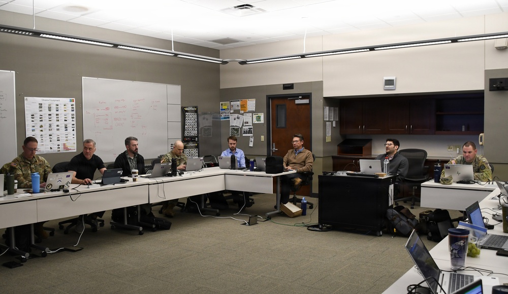 Army's Combined Arms Command to integrate Maven C2 smart system into training and education