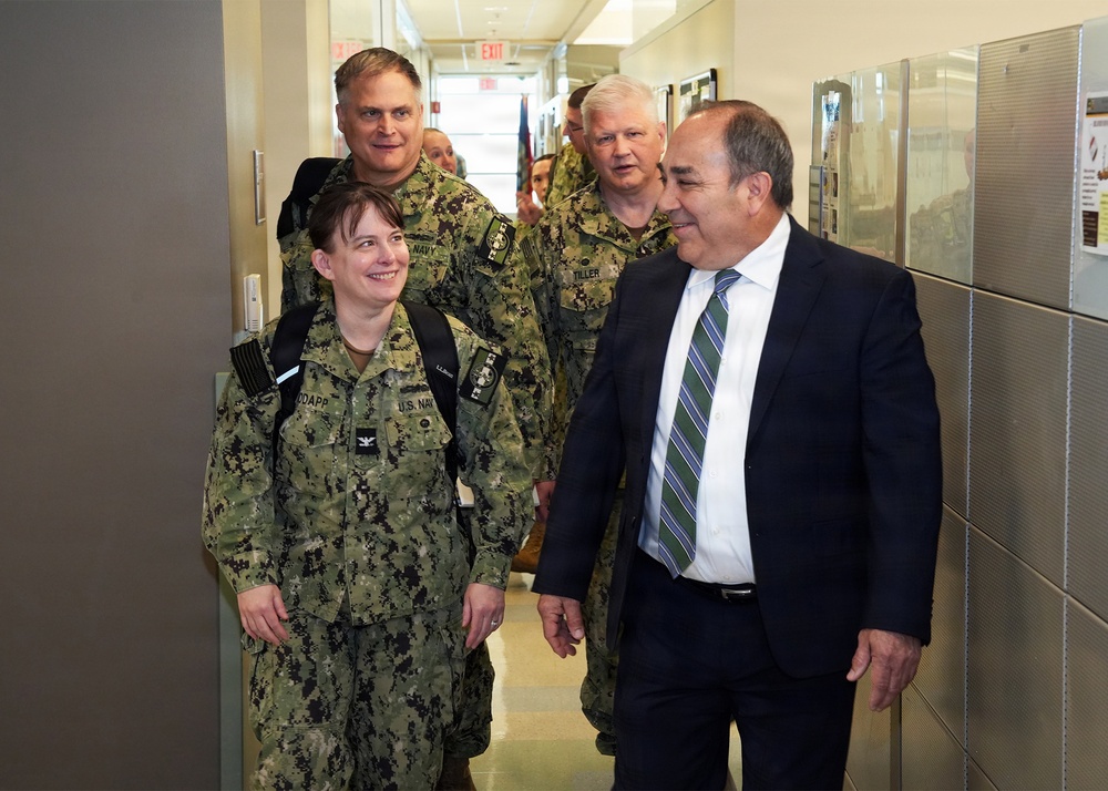 Navy MSC Deputy Corps Chief, MSC Policy &amp; Practice Officer visit NAMRU San Antonio