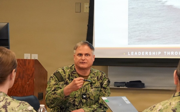 Navy MSC Deputy Corps Chief, MSC Policy &amp; Practice Officer visit NAMRU San Antonio