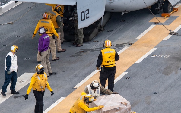 USS Essex Conducts Flight Operations