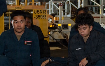 USS Essex (LHD 2) Medical Training Team Mass Casualty Drill
