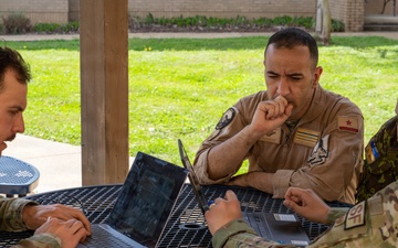 Air University students collaborate on strategic studies at Air Command and Staff College