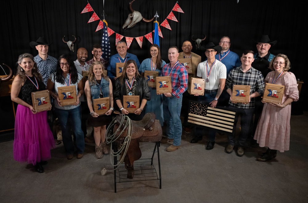 Team XL hosts Annual Awards Ceremony