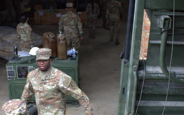 Illinois Army National Guard’s 708th Medical Co. (Ground Ambulance) Makes the Most of Drill Weekend