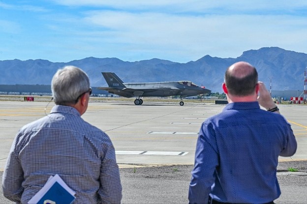 Luke AFB Demonstrates Global Combat Air Power to Civic Leaders from Across the Country