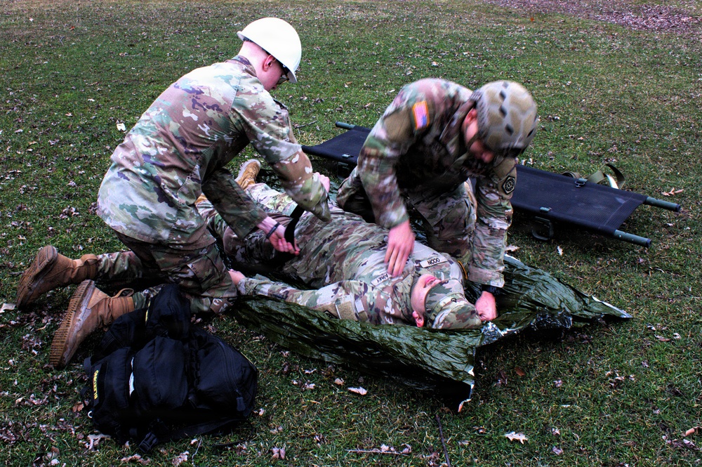 Illinois Army National Guard’s 708th Medical Co. (Ground Ambulance) Makes the Most of Drill Weekend