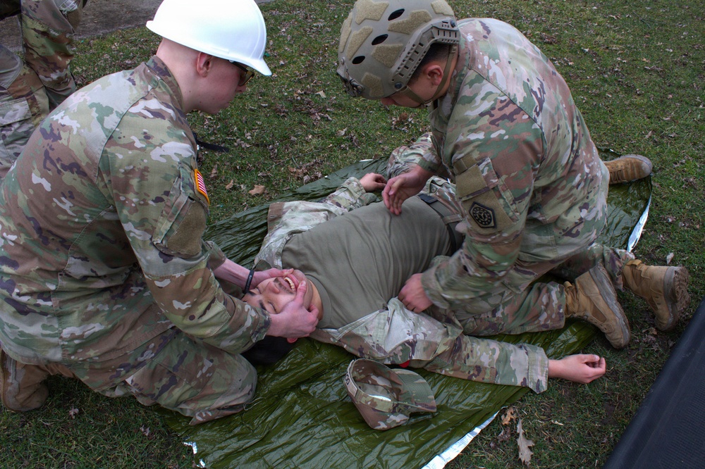 Illinois Army National Guard’s 708th Medical Co. (Ground Ambulance) Makes the Most of Drill Weekend
