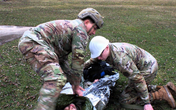 Illinois Army National Guard’s 708th Medical Co. (Ground Ambulance) Makes the Most of Drill Weekend