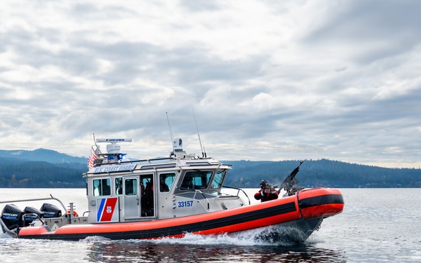 MFPU Bangor Trains on the Puget Sound
