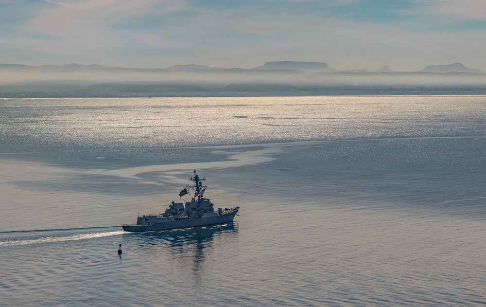 USS Mustin (DDG 89) Departs Naval Base San Diego