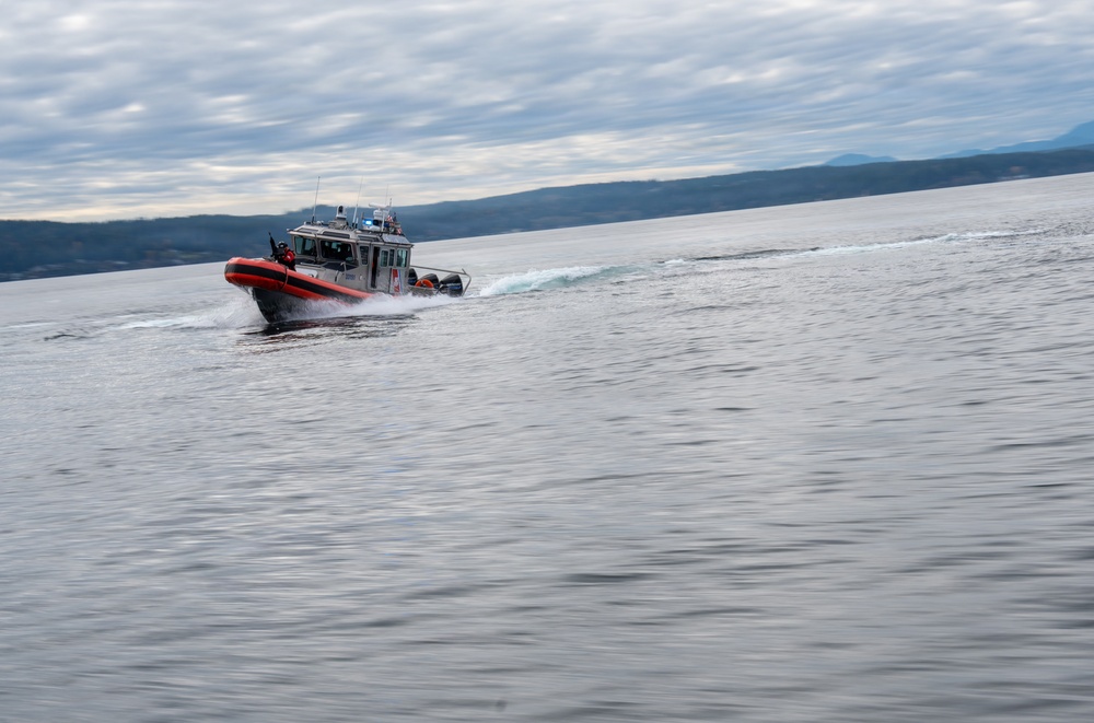 MFPU Bangor Trains on the Puget Sound