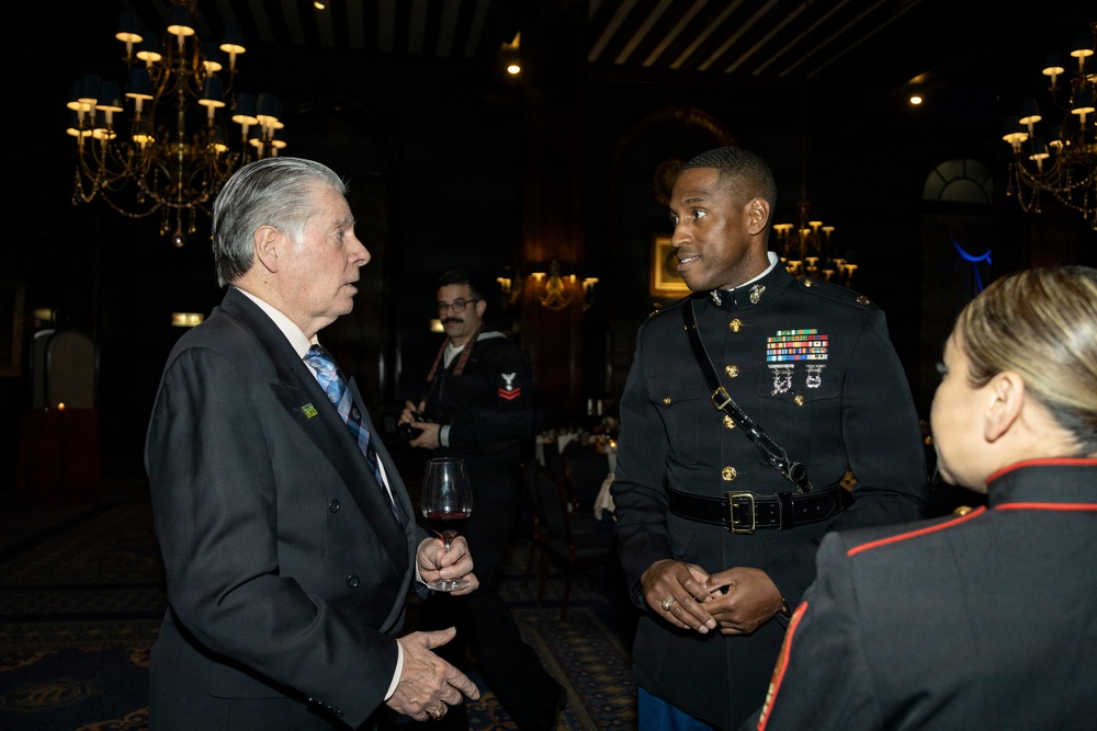 Marine Corps Recruiting Station Chicago Celebrate President George Washington's Birthday