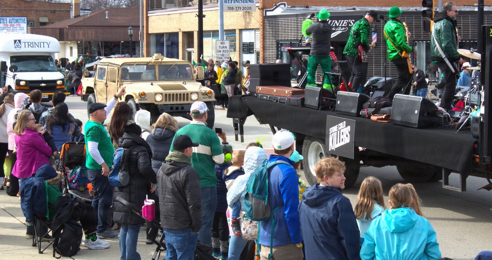Illinois National Guard’s 108th Multifunctional Medical Battalion Adds Army Green to Forest Park’s 30th Annual St. Patrick’s Day Parade