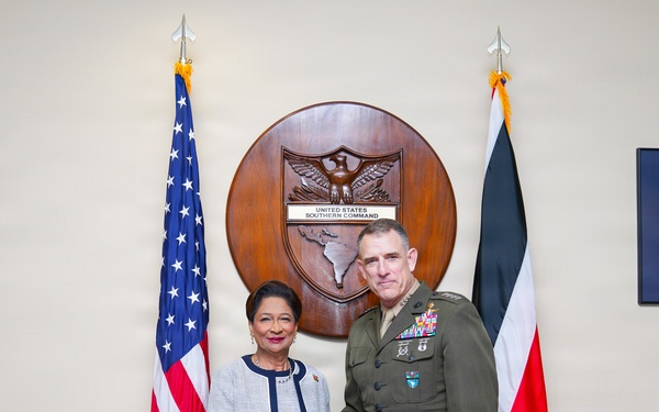 Trinidad and Tobago's Prime Minister visits SOUTHCOM