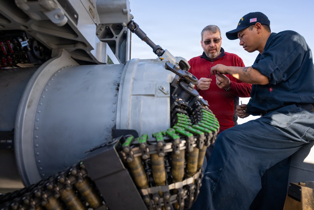USS Paul Hamilton (DDG 60) Gets Combat System Tuneup, Hosts Employee Tours at Naval Surface Warfare Center, Port Hueneme Division