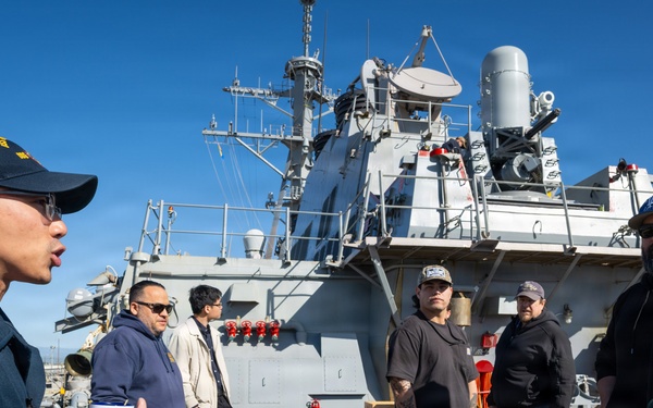 USS Paul Hamilton (DDG 60) Gets Combat System Tuneup, Hosts Employee Tours at Naval Surface Warfare Center, Port Hueneme Division
