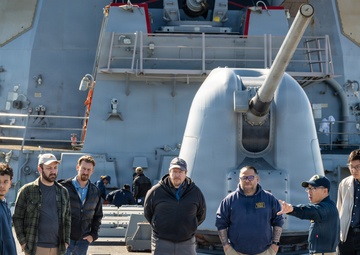 USS Paul Hamilton (DDG 60) Gets Combat System Tuneup, Hosts Employee Tours at Naval Surface Warfare Center, Port Hueneme Division