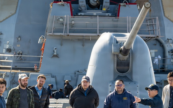 USS Paul Hamilton (DDG 60) Gets Combat System Tuneup, Hosts Employee Tours at Naval Surface Warfare Center, Port Hueneme Division