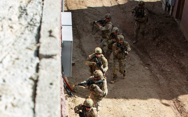 10th Special Forces Group conduct joint training with 4th Infantry Division