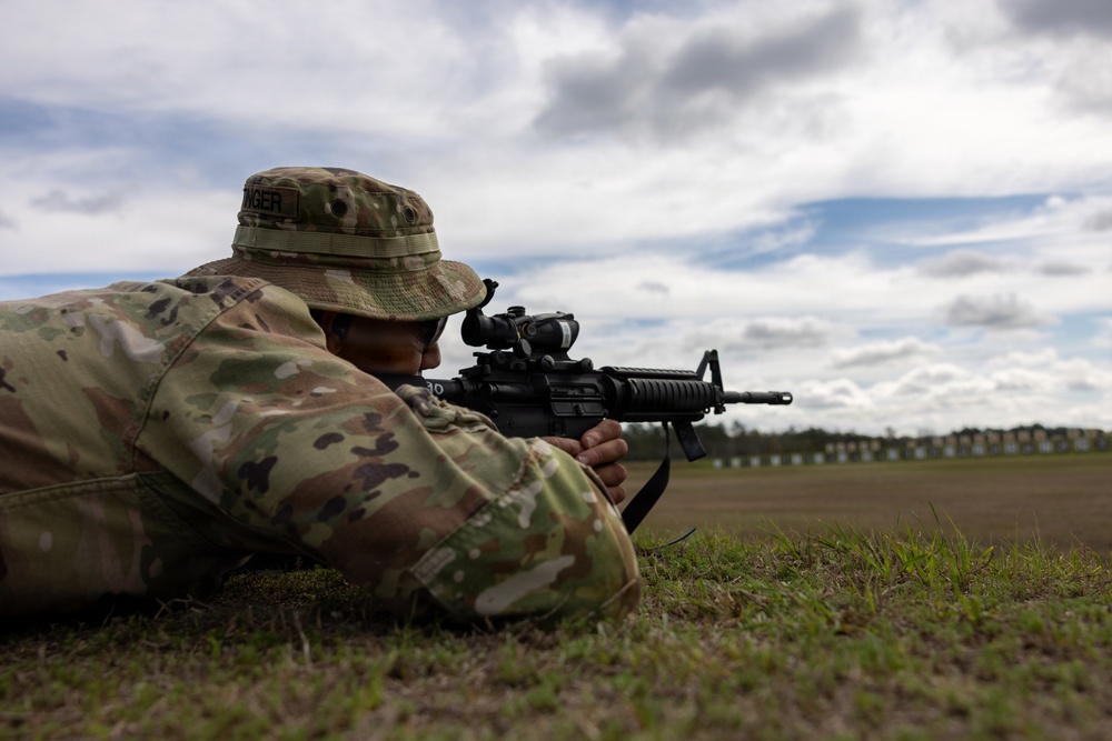 OC/T Zeroes M4 at All Army