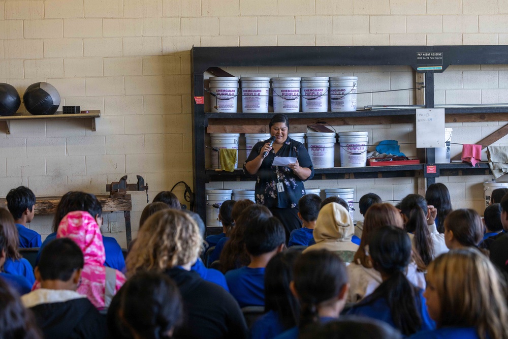 PMRF Hosts Annual Work Force Awareness Field Trip for West-Side Students