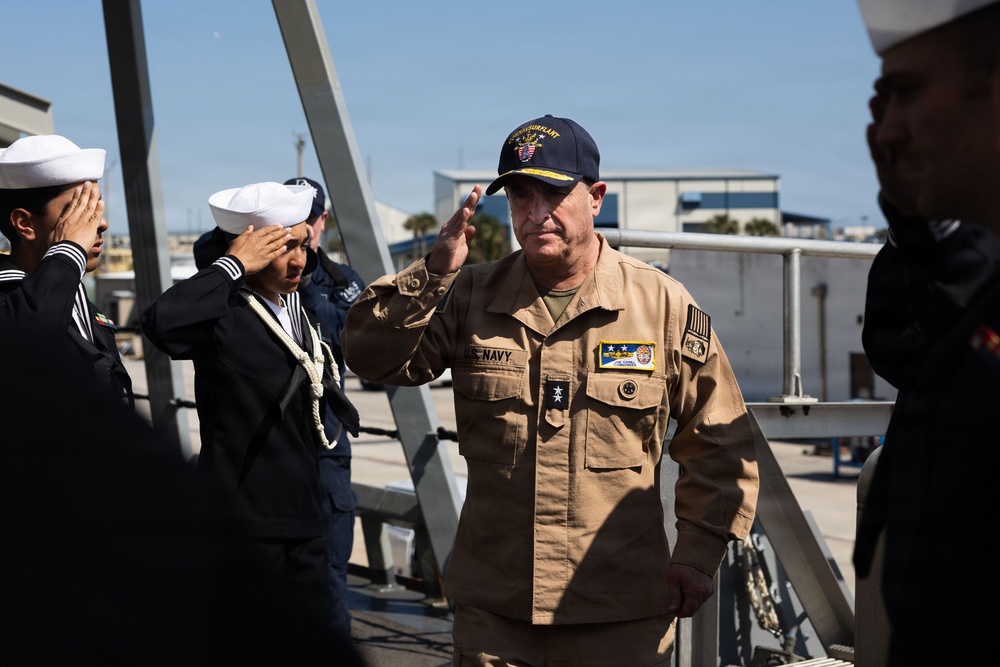 Naval Surface Force Atlantic (COMNAVSURFLANT) Visits Naval Station Mayport