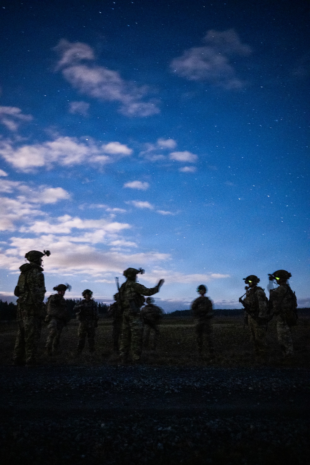 U.S. Soldiers conduct live fire exercise after dark