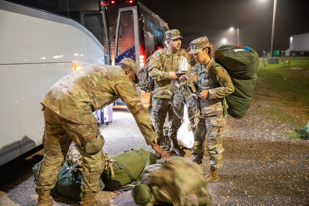 3-265th Air Defense Artillery Regiment Soldiers Arrive to Fort Polk for JRTC