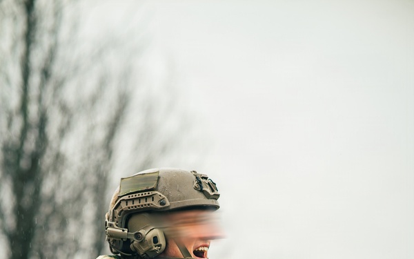 1SFG(A) Green Berets conduct live-fire mortar exercise