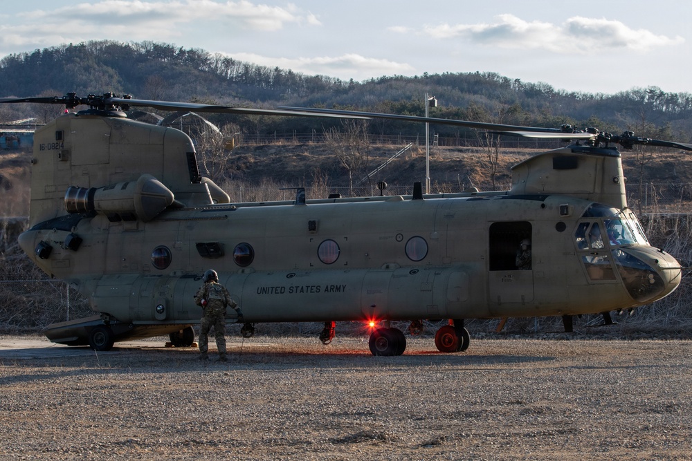 3-2 GSAB Conducts Joint Sling Load Training