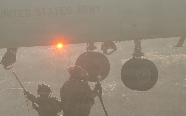 3-2 GSAB Conducts Joint Sling Load Training