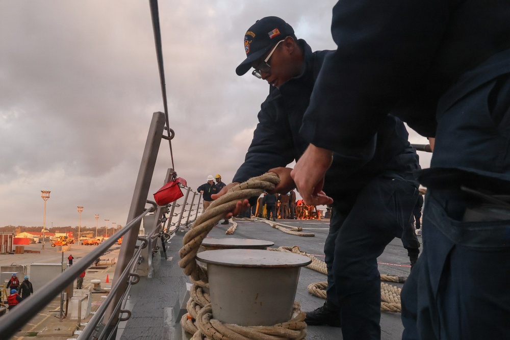 USS Paul Ignatius (DDG 117) pulls into Naval Station Rota, Spain, at the conclusion of a scheduled deployment