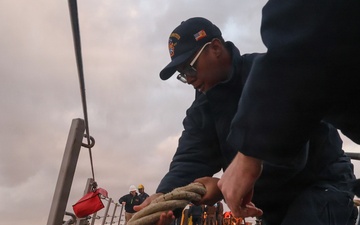 USS Paul Ignatius (DDG 117) pulls into Naval Station Rota, Spain, at the conclusion of a scheduled deployment