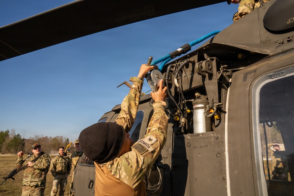 Soldiers with 1-214th GSAB sharpen combat skills during Lethal Cougar