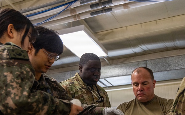 US and ROK Servicemembers Participate in Operation Dragon Lift During Freedom Shield 26