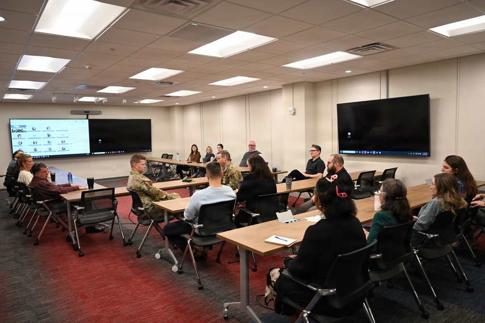 Lt. Col. Burnham Hosts Coffee with the Commander