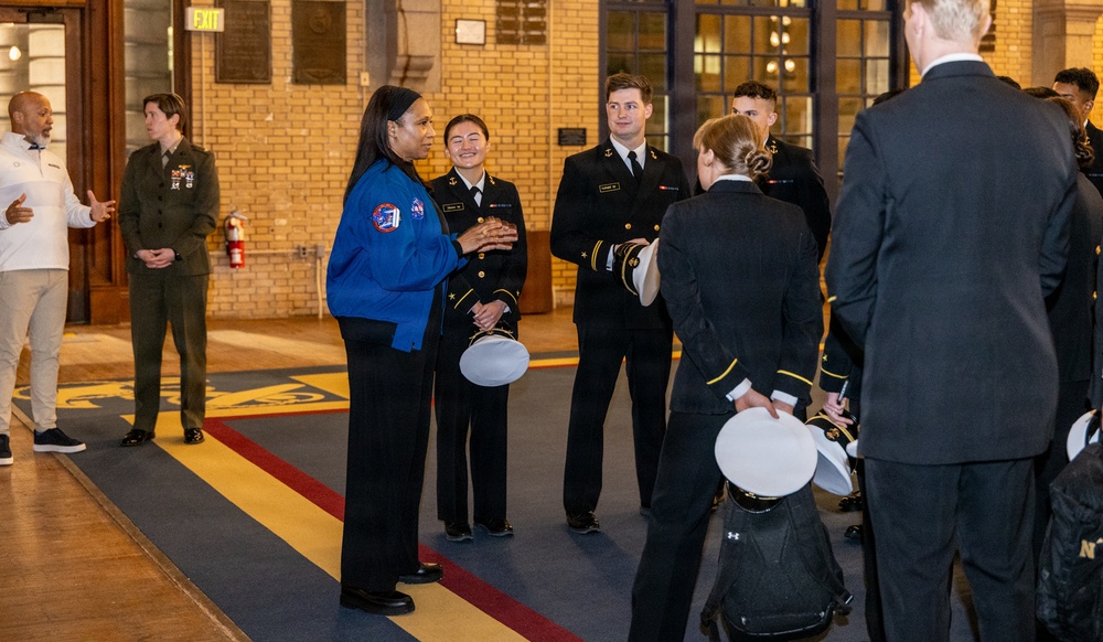 Astronauts meet with midshipmen during Astronaut Convocation event at U.S. Naval Academy
