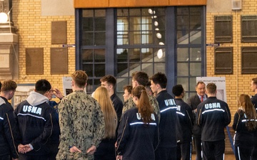 Astronauts meet with midshipmen during Astronaut Convocation event at U.S. Naval Academy
