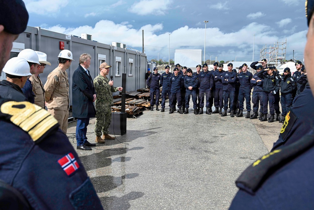 Royal Norwegian Navy cadets visits NAVSTA Rota